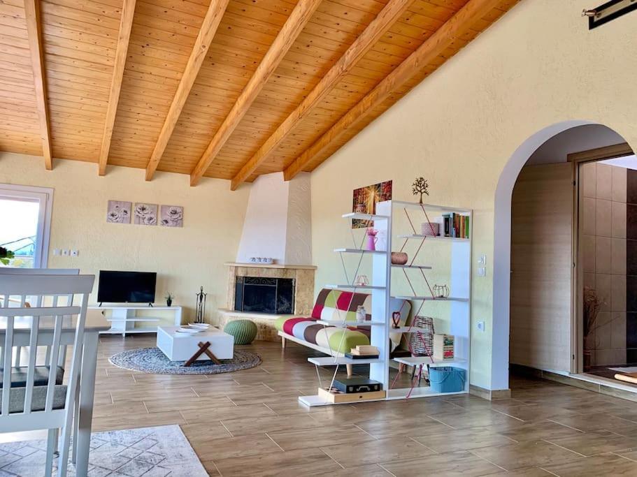Ferienwohnung Panoramic Penthouse Corfu Town With Amazing Views Exterior foto