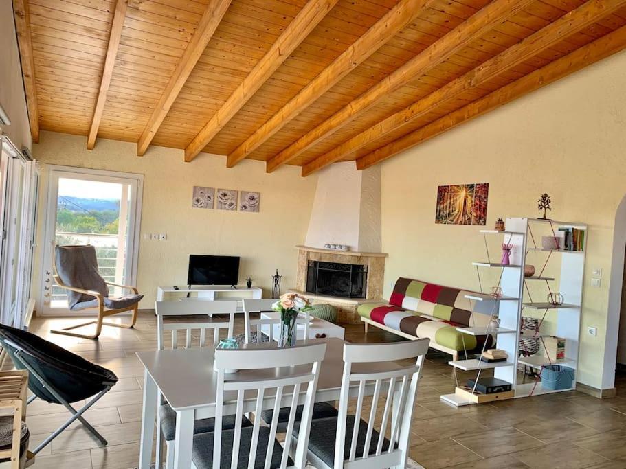 Ferienwohnung Panoramic Penthouse Corfu Town With Amazing Views Exterior foto